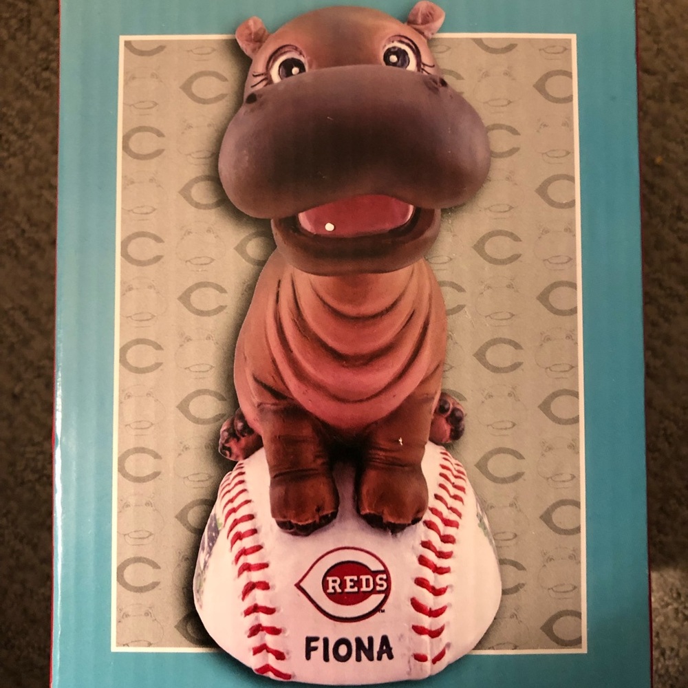 NIB Fiona the Hippo Bobblehead Cincinnati Reds SGA